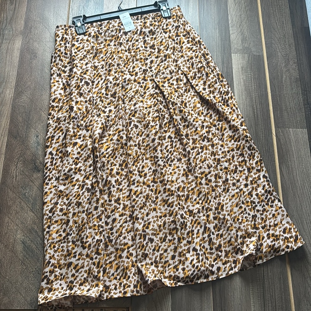 Ann Taylor Pleated Skirt